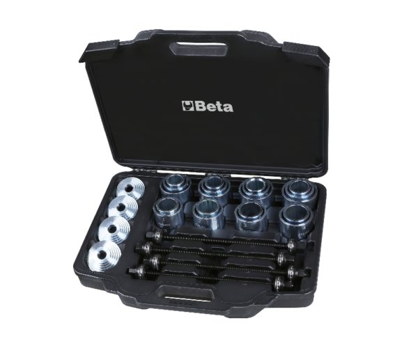 Assortment of tools for removing and installing rear axle silent blocks, driving shaft oil seals and wheel bearings