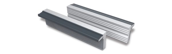 Pairs of aluminium jaw covers