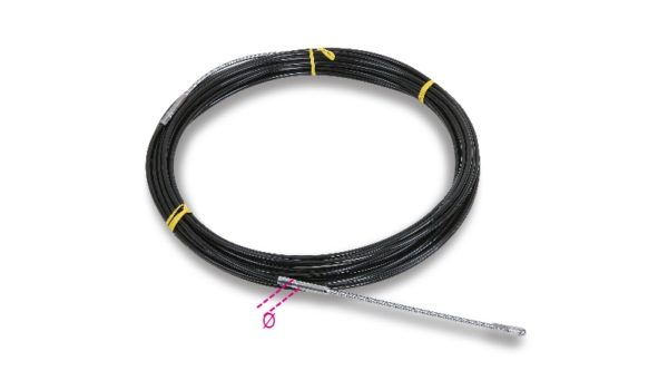 Nylon wire puller with interchangeable heads
