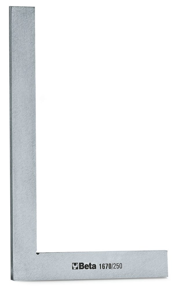 Squares made from ground steel