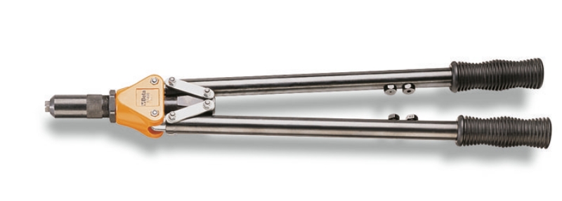 Heavy duty riveting pliers supplied with 5 interchangeable nozzles category image