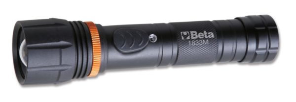 ​​High-brightness LED torch, made of sturdy anodized aluminium, up to 700 lumens