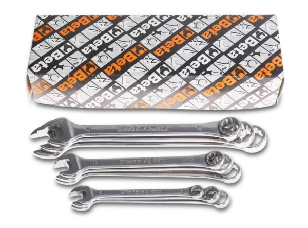 Set of 9 combination wrenches made of stainless steel