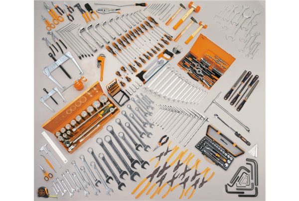 Assortment of 297 tools