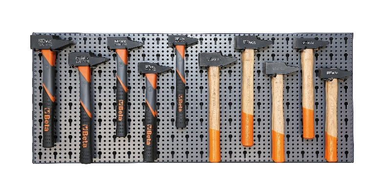 Assortment of 30 tools, with hooks without panel category image