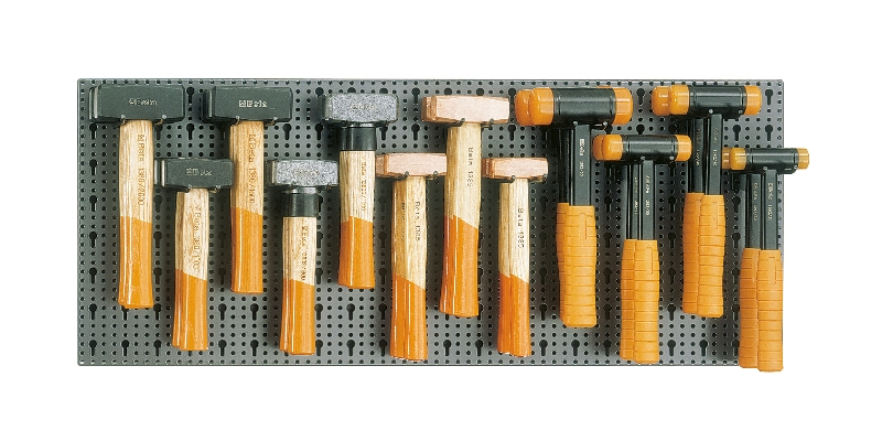 Assortment of 24 tools, with hooks without panel category image