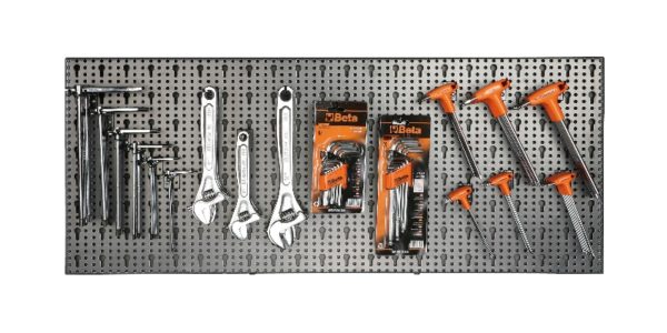Assortment of 220 tools, with hooks without panel