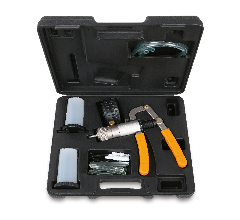 Pressure/depressure tester with accessories and adaptors category image