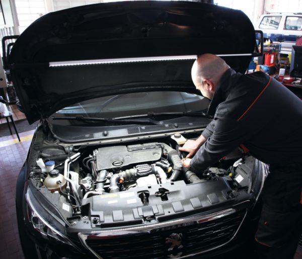 ​Rechargeable under bonnet LED lamp - Image 5